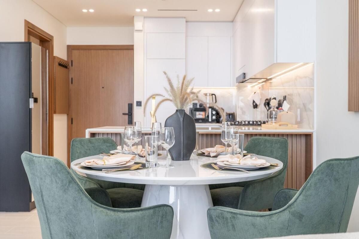 Modern 1bhk Binghatti Amber Managed By Czechin Apartment